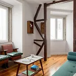 ALTIDO Vintage 2BR Apt in Chiado, nearby Rossio train station